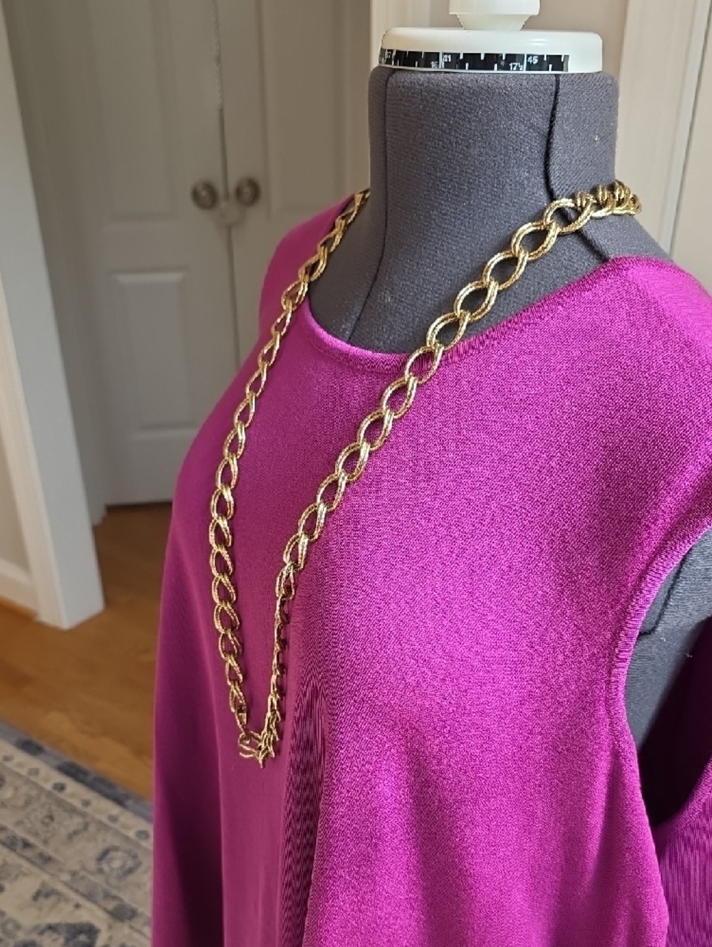 Vintage Gold Tone Double Link Long Necklace - Picture 2 of 4